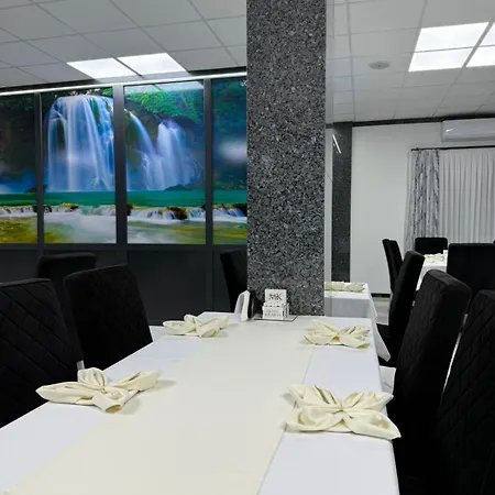 I Restoran Krajina موتيل كازين
